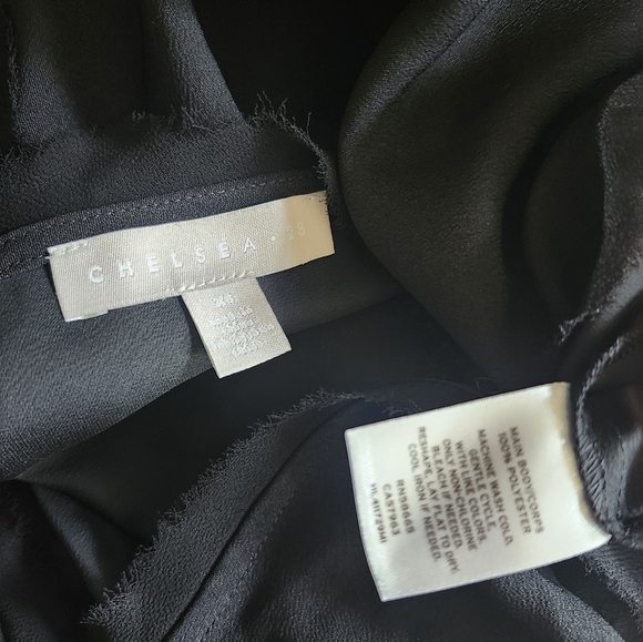 Chelsea28 Black Sleeveless Raw Seams Tank Top Shirt - Picture 4 of 4